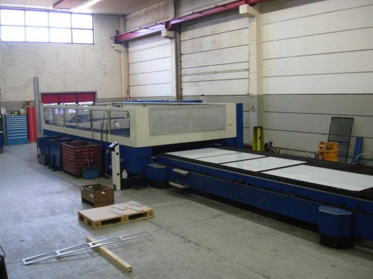 taglio laser Trumpf TC-L6030 usato in vendita