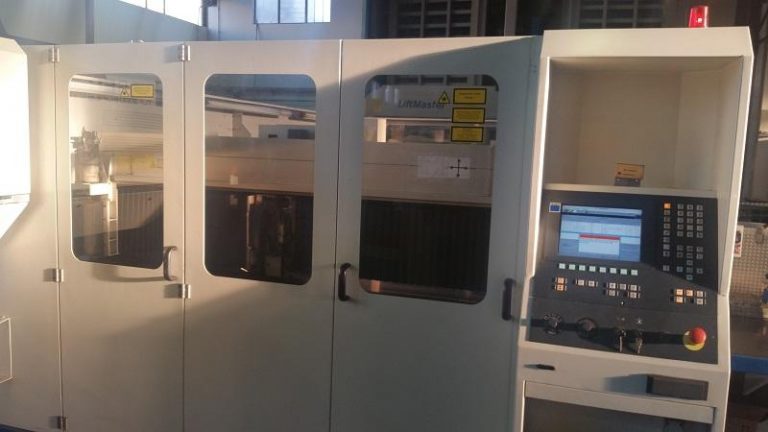 taglio laser Trumpf TC4030 con LiftMaster