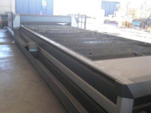 Taglio al plasma HPM-1225 usato in vendita