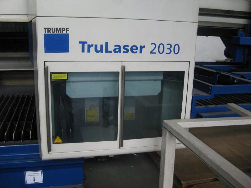 taglio laser Trumpf TruLaser 2030 usato in vendita