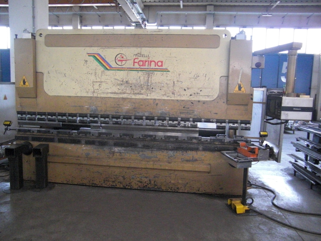 Pressa piegatrice oleodinamica Farina mod. PS 160/40 usata in vendita