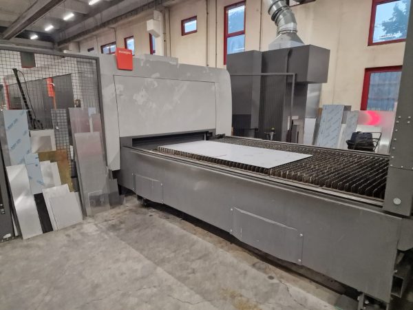 Bystronic Bysprint-fiber-3015 laser cutting