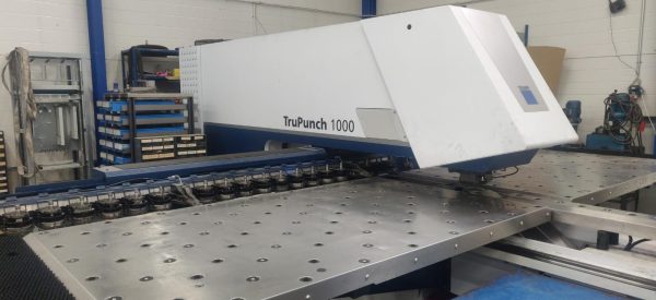Punching machine Trumpf Trupunch 1000 - Year 2012