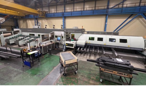Taglio tubo BLM Adige LT8.10 4kW fibra