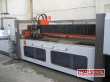 Taglio ad acqua Bystronic Byjet-pro3015