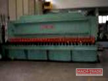 Hydraulic shear Riboldi 608
