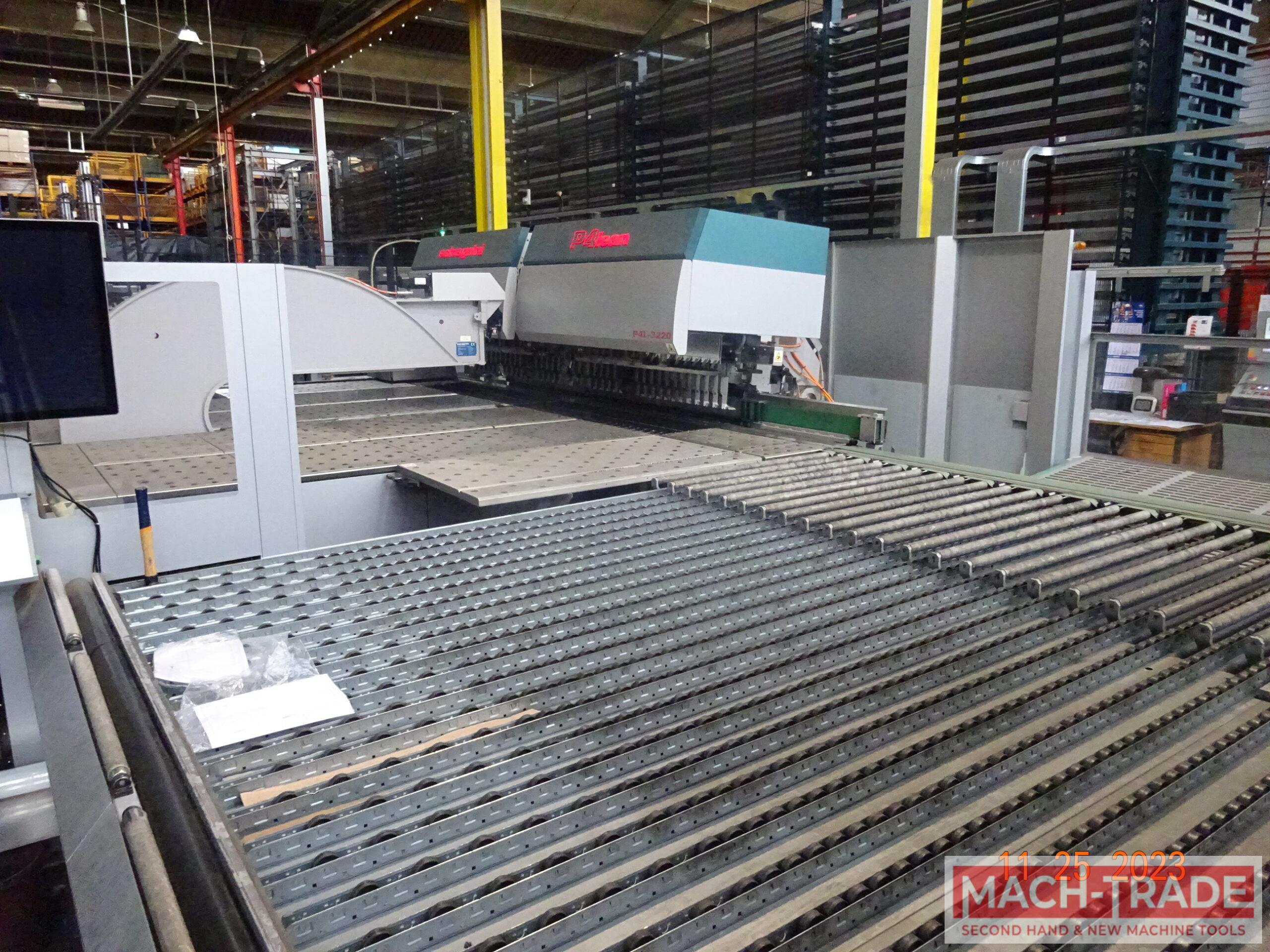 SALVAGNINI LINE: Salvagnini S4 1540 punching machine, P4L-3230 panel bender and storage used year 2015 - Image 2